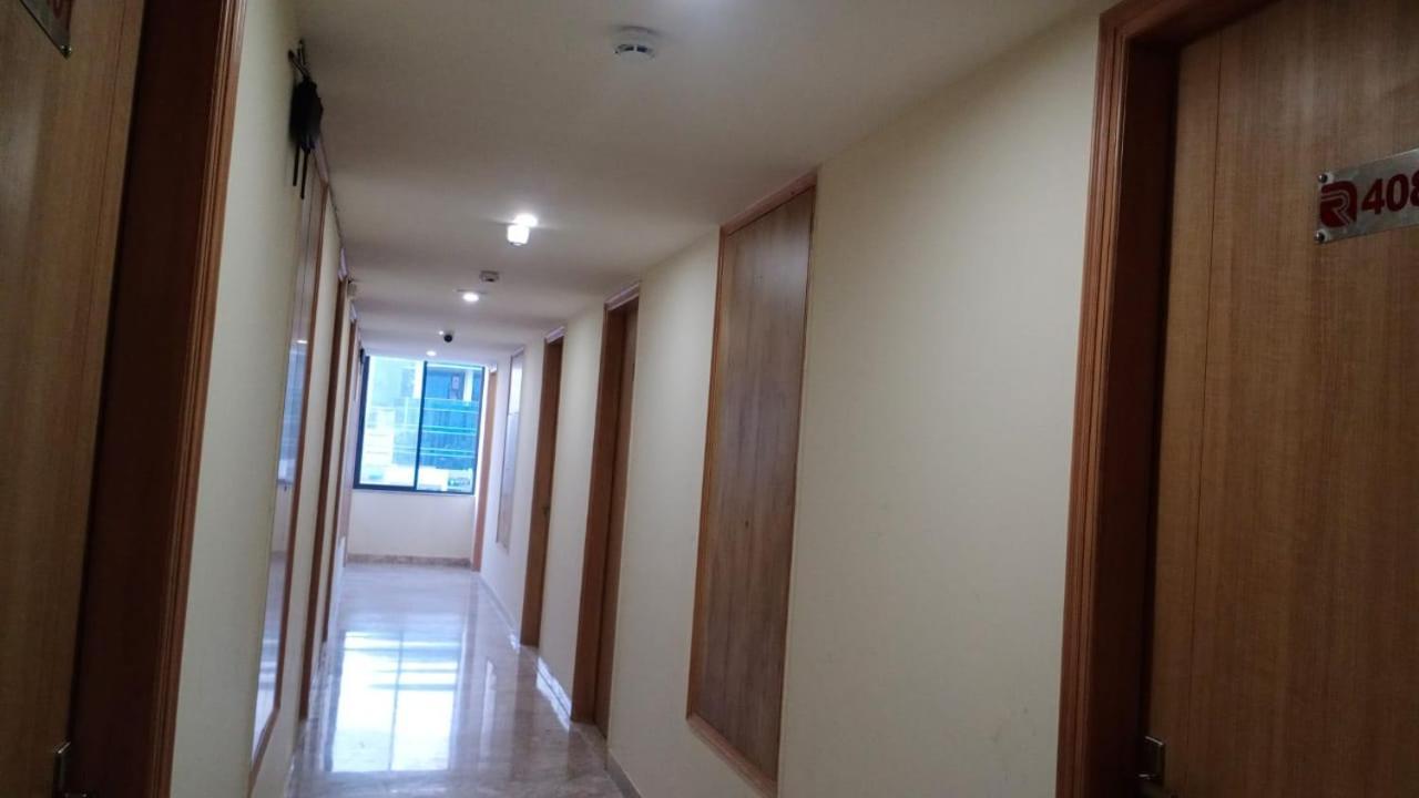 Hotel Rr Galaxy Gurgaon Zewnętrze zdjęcie